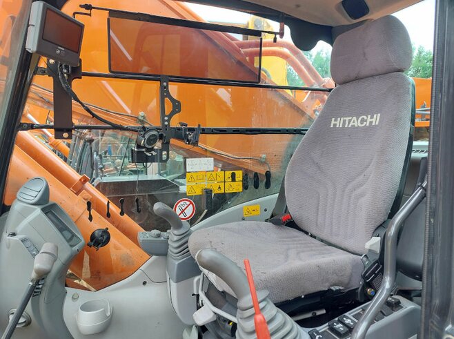Hitachi ZX890LCH-6