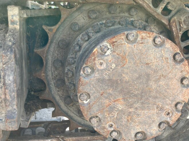 Hitachi ZX225USLC-6