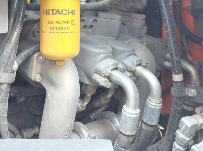 Hitachi ZX225USLC-6