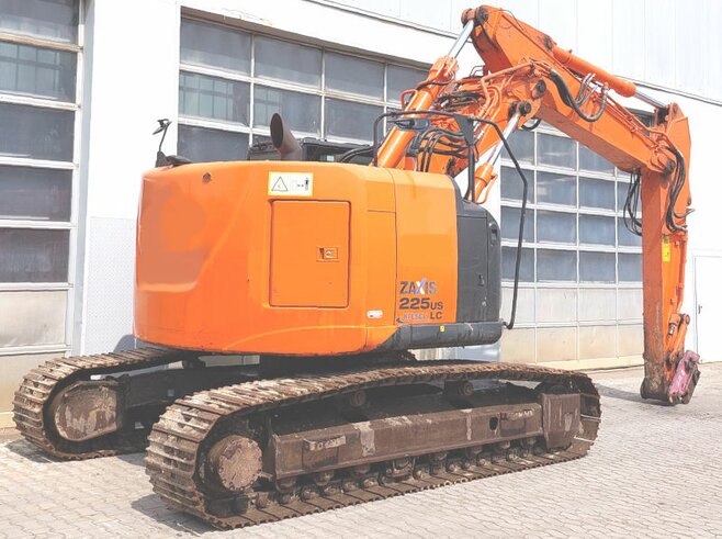 Hitachi ZX225USLC-5