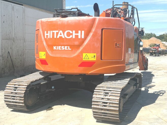 Hitachi ZX225USLC-6 Movax MSC Pro+