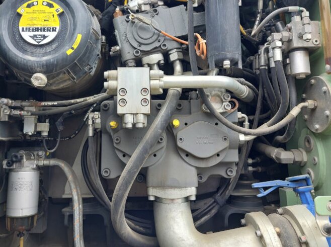 Liebherr R950 SME
