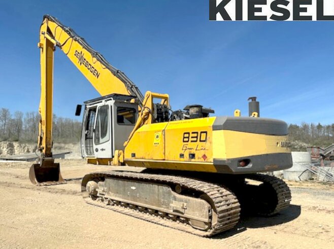 Sennebogen 830 Long Reach