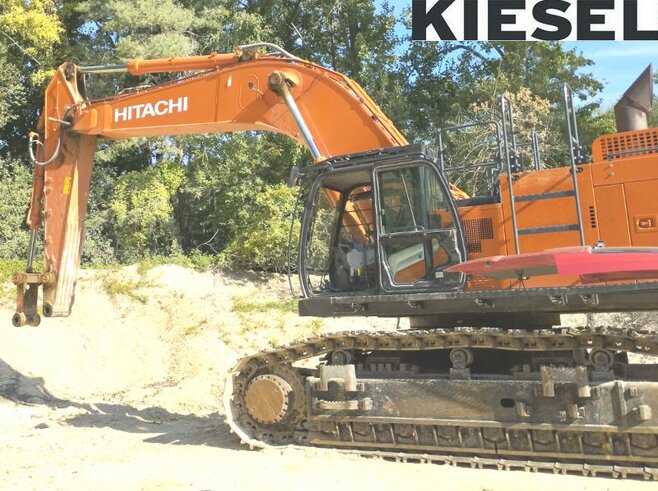 Hitachi ZX690LCH-7