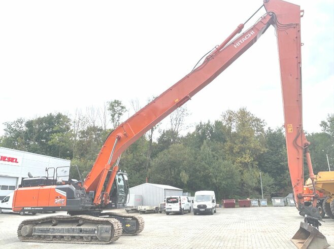 Hitachi ZX350LCN-7 Longreach