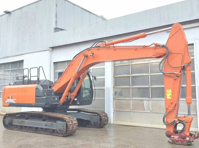 Hitachi ZX250LCN-6