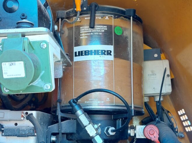 Liebherr R956LCV