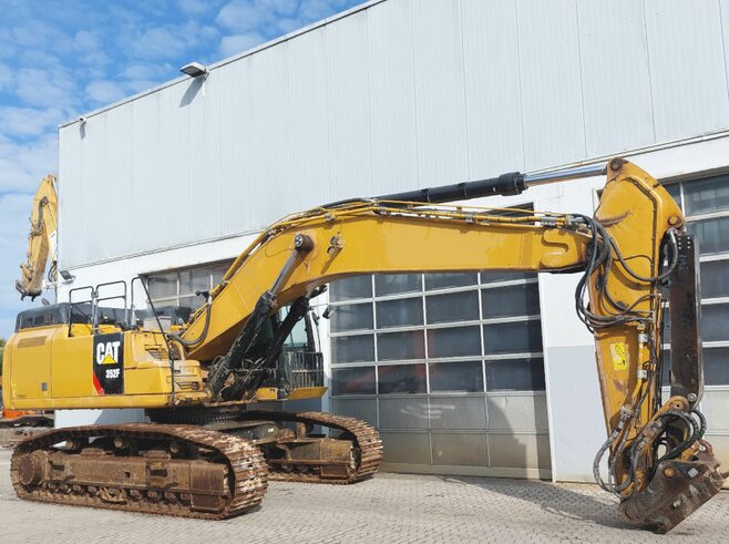 Caterpillar 352F