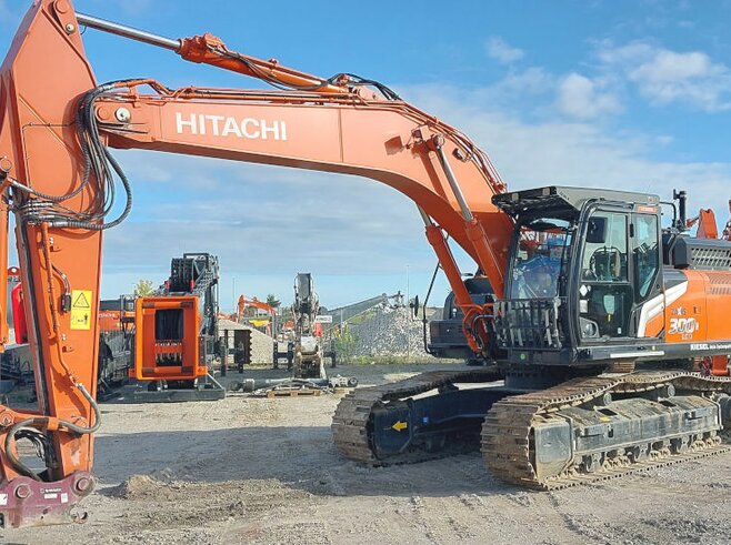 Hitachi ZX300LCN-7