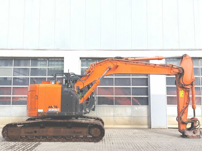 Hitachi ZX225USLC-6