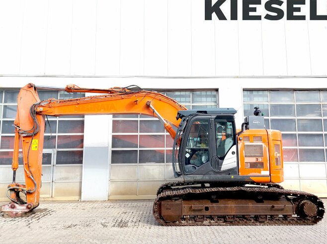 Hitachi ZX225USLC-6