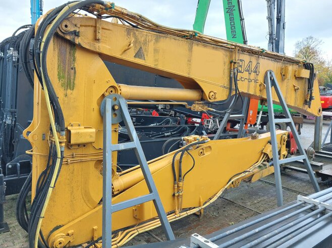Liebherr R944 VH