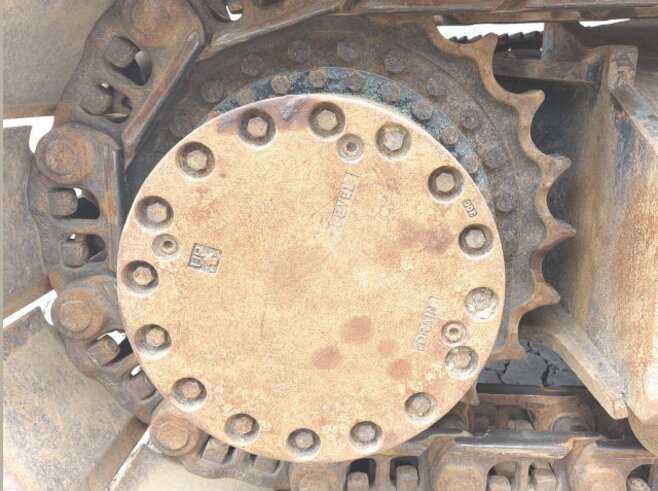 Hitachi ZX300LC-6 + Demarec DXS-50