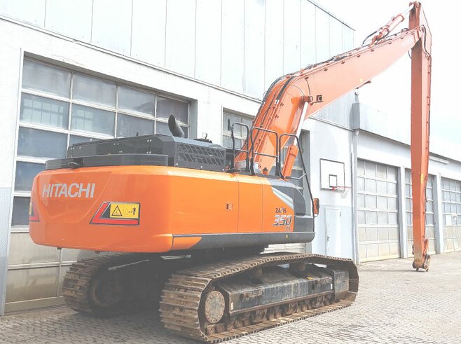 Hitachi ZX350LCN-7 20 m Longreach