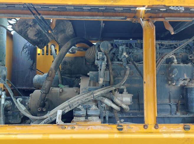 Sennebogen 830 Long Reach