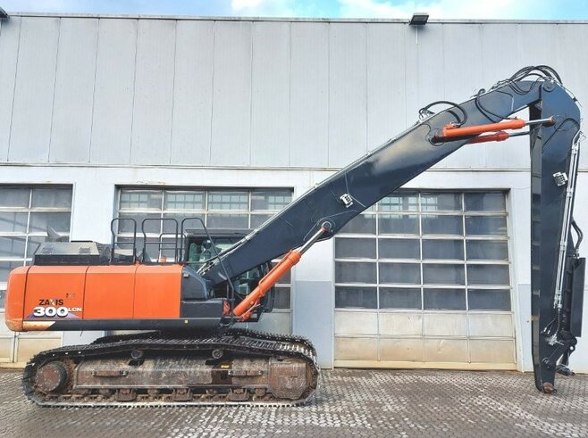 Hitachi ZX300LCN-6