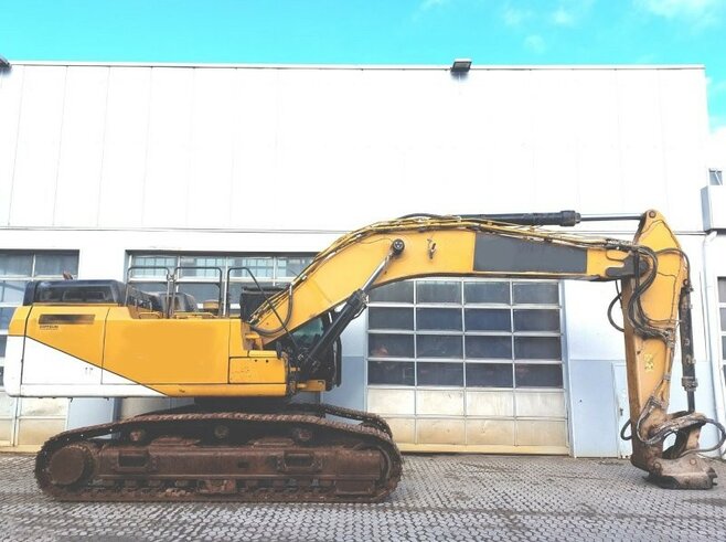 Caterpillar 352F