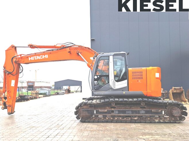 Hitachi ZX225USLC-3