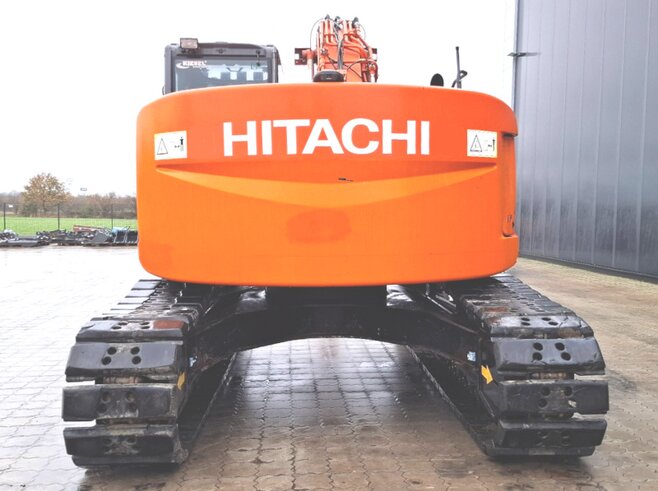 Hitachi ZX225USLC-3