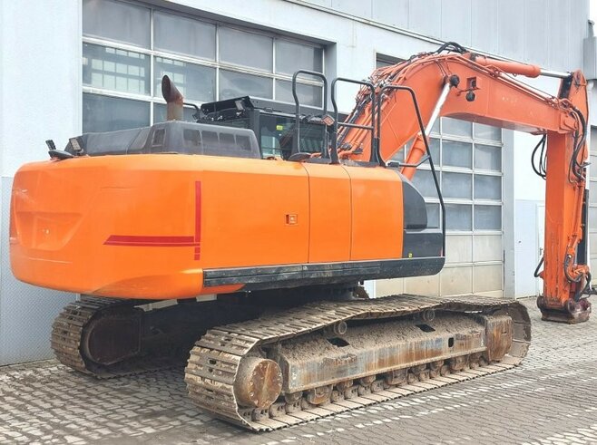 Hitachi ZX250LCN-7