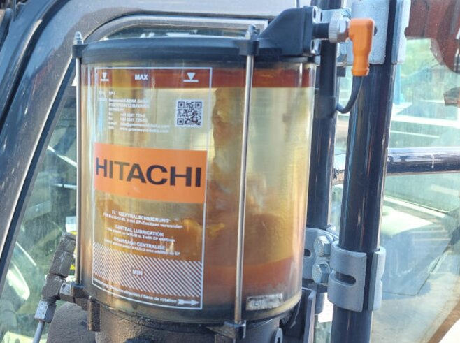 Hitachi ZX135US-7
