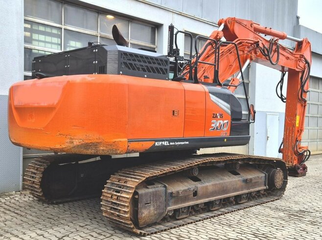 Hitachi ZX300LCN-7