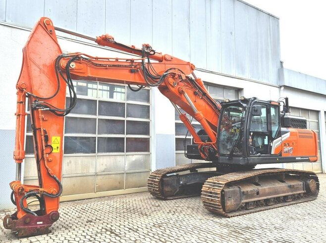 Hitachi ZX300LCN-7