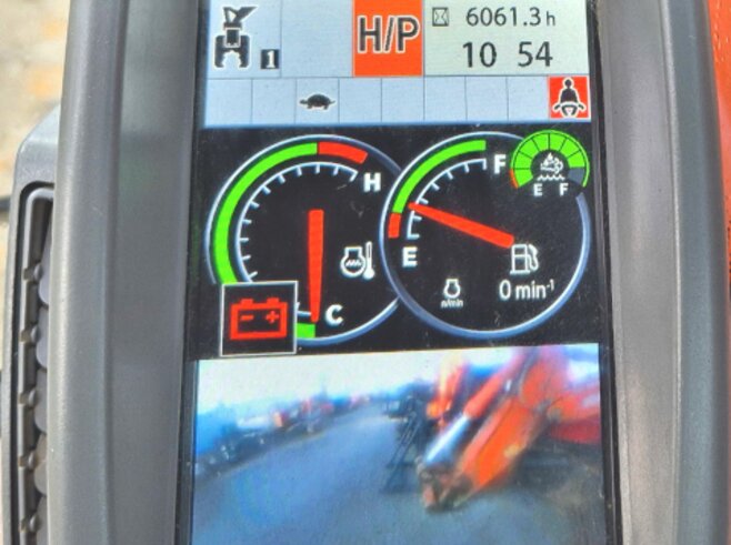 Hitachi ZX300LC-6 + Demarec DXS-50