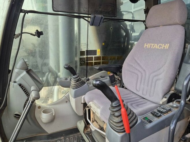 Hitachi ZX350LCN-6