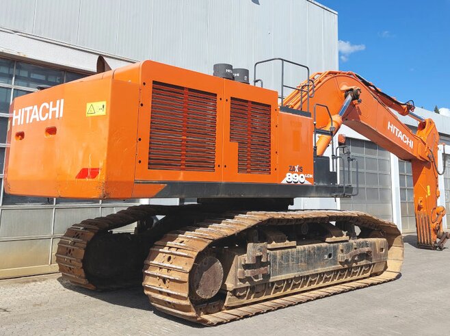 Hitachi ZX890LCH-6