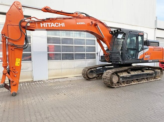 Hitachi ZX300LCN-7
