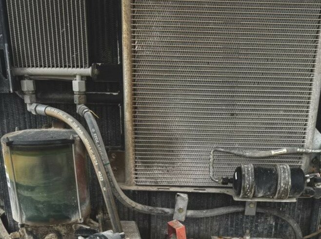 Liebherr R926 Compact