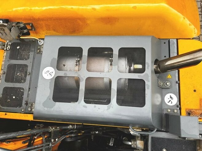 Liebherr R926 Compact