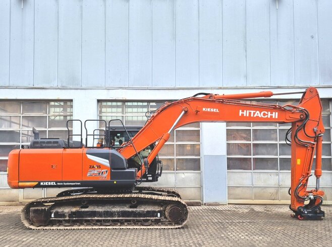 Hitachi ZX250LCN-7
