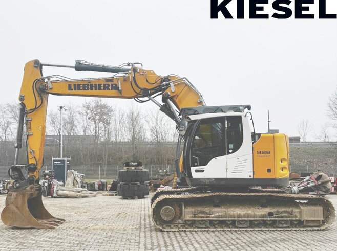 Liebherr R926 Compact