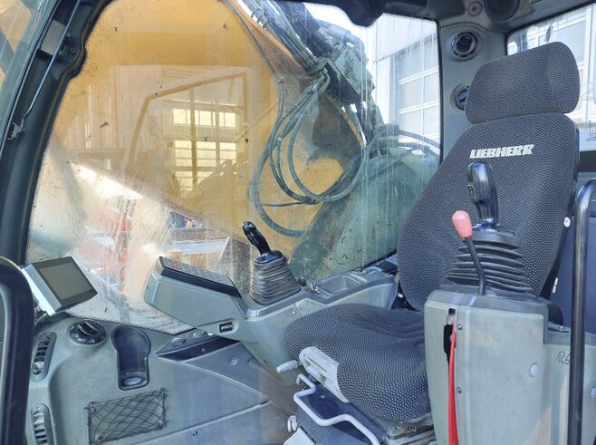 Liebherr R960 SME