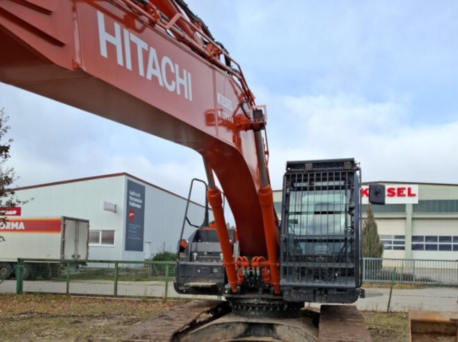 Hitachi ZX250LCN-7