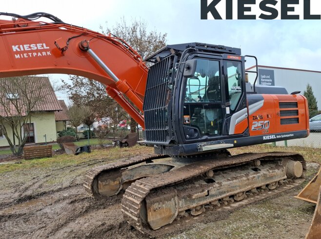 Hitachi ZX250LCN-7