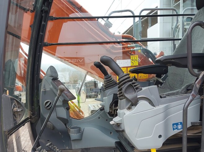 Hitachi ZX250LCN-7