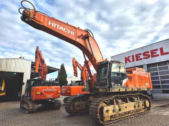 Hitachi ZX690LCH-7