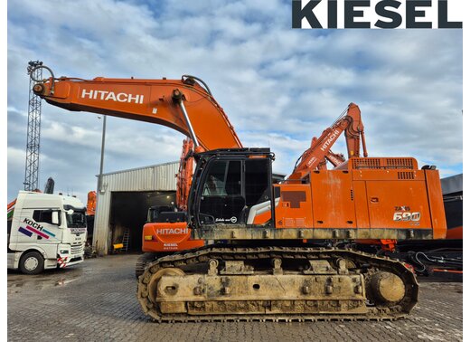 Hitachi ZX690LCH-7