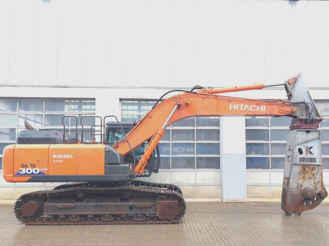 Hitachi ZX300LCN-6 +Demarec DXS-50