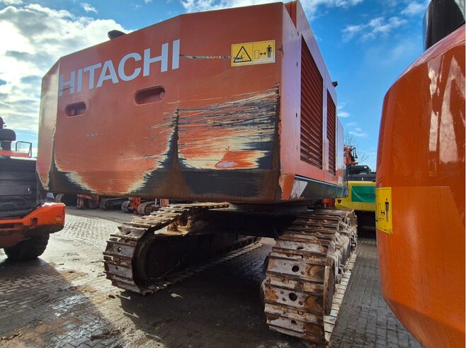 Hitachi ZX890LCH-6