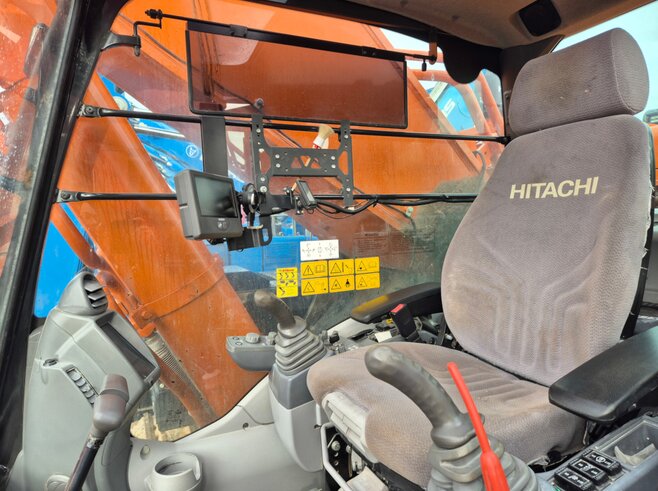 Hitachi ZX890LCH-6