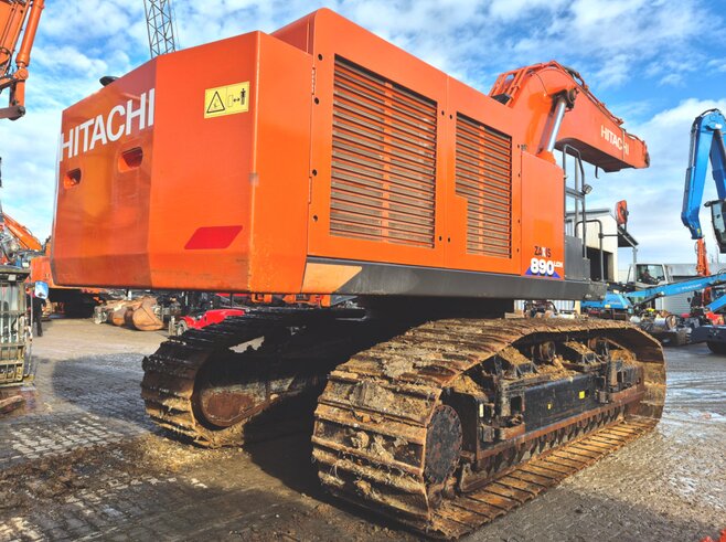 Hitachi ZX890LCH-6