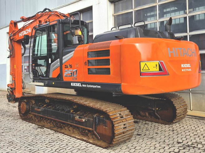 Hitachi ZX250LCN-7
