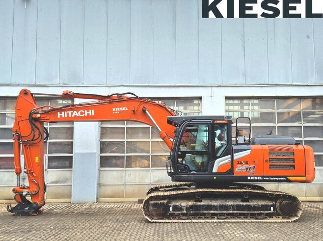 Hitachi ZX250LCN-7