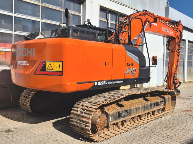 Hitachi ZX210LC-7
