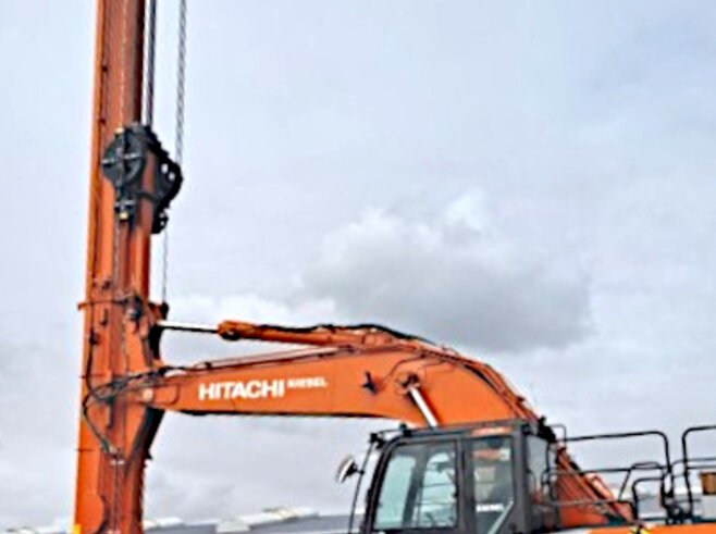 Hitachi ZX350LC-7 Teledipper