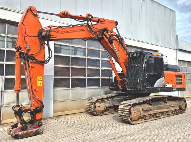 Hitachi ZX300LCN-6